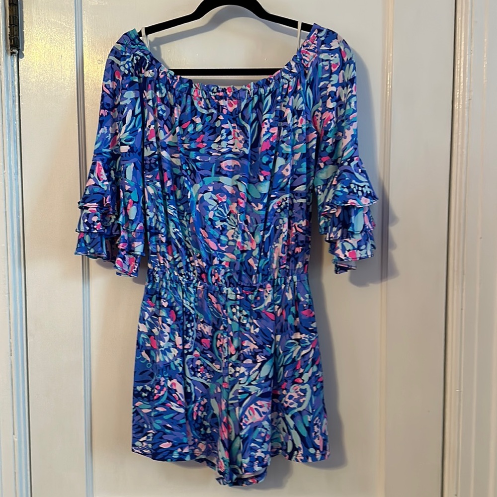Lilly Pulitzer romper size small EUC
